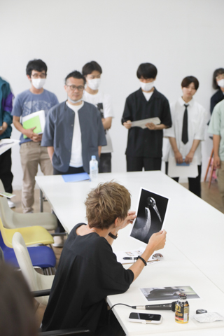 日本写真映像専門学校　写専　SHASEN　大阪　写真　専門学校　願書受付中　一眼レフ ミラーレス　カメラ　カメラマン　フォトグラファー　内倉真一郎　写真家　写真集販売　景品